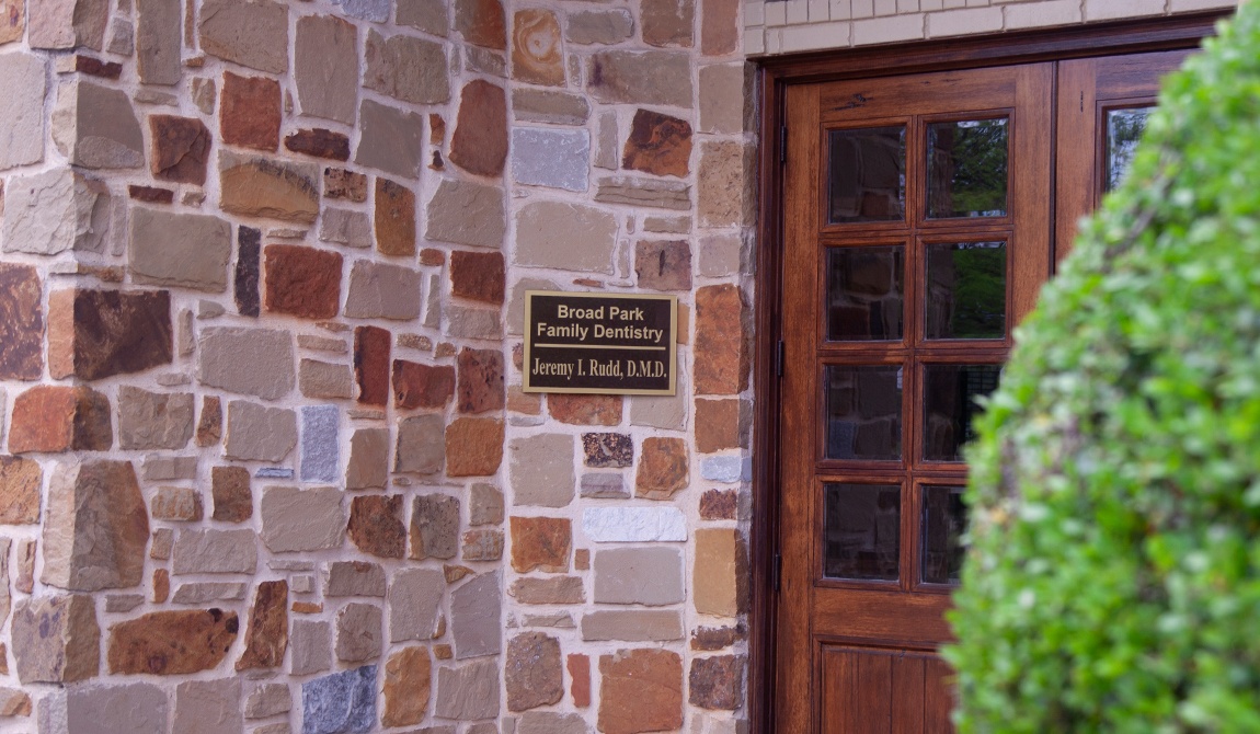 Broad Park Family Dentistry sign