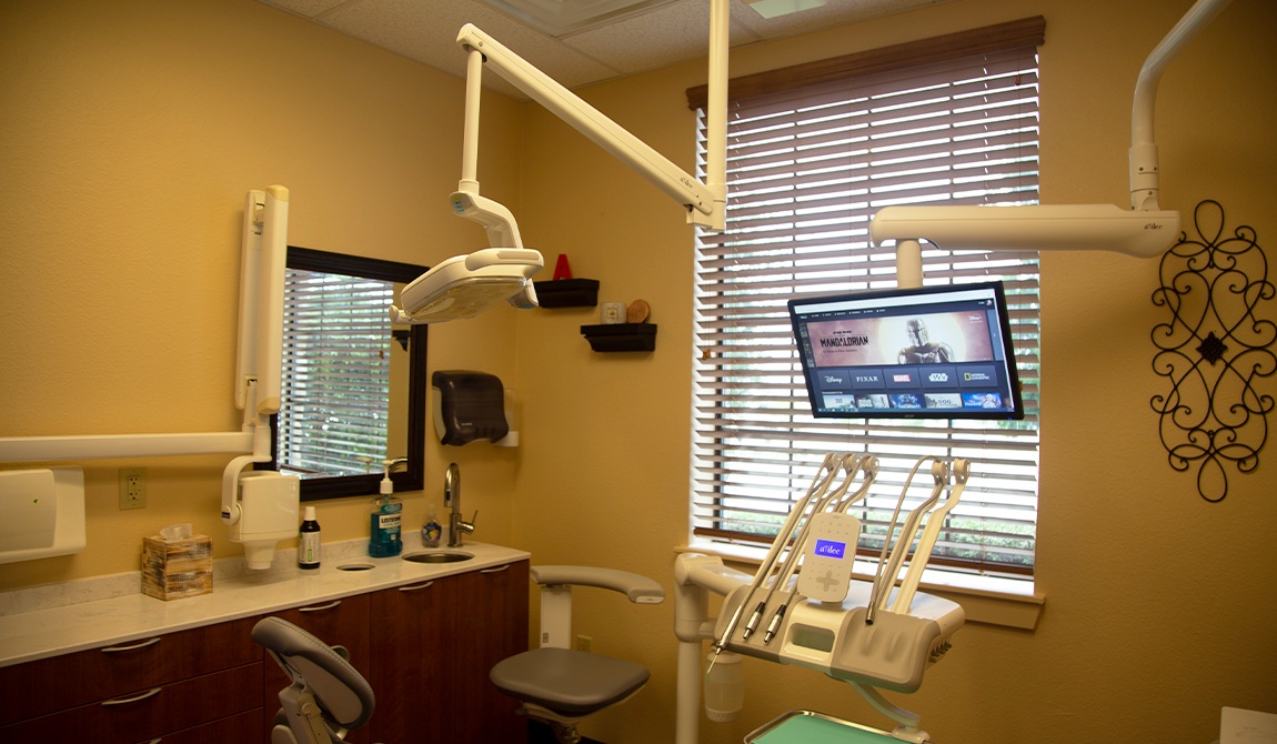 Mansfield dental waiting room