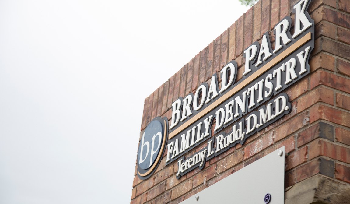 Broad Park Family Dentistry building sign